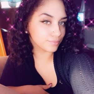 Meet your Posher, Alisa